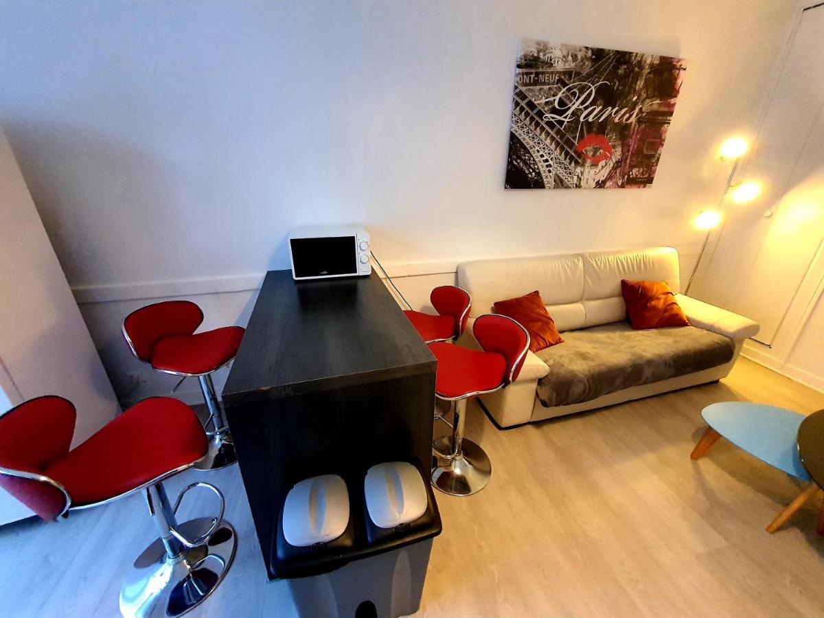 Grand T3 Avec Terrasse Centre Ville Bellac ベラック エクステリア 写真